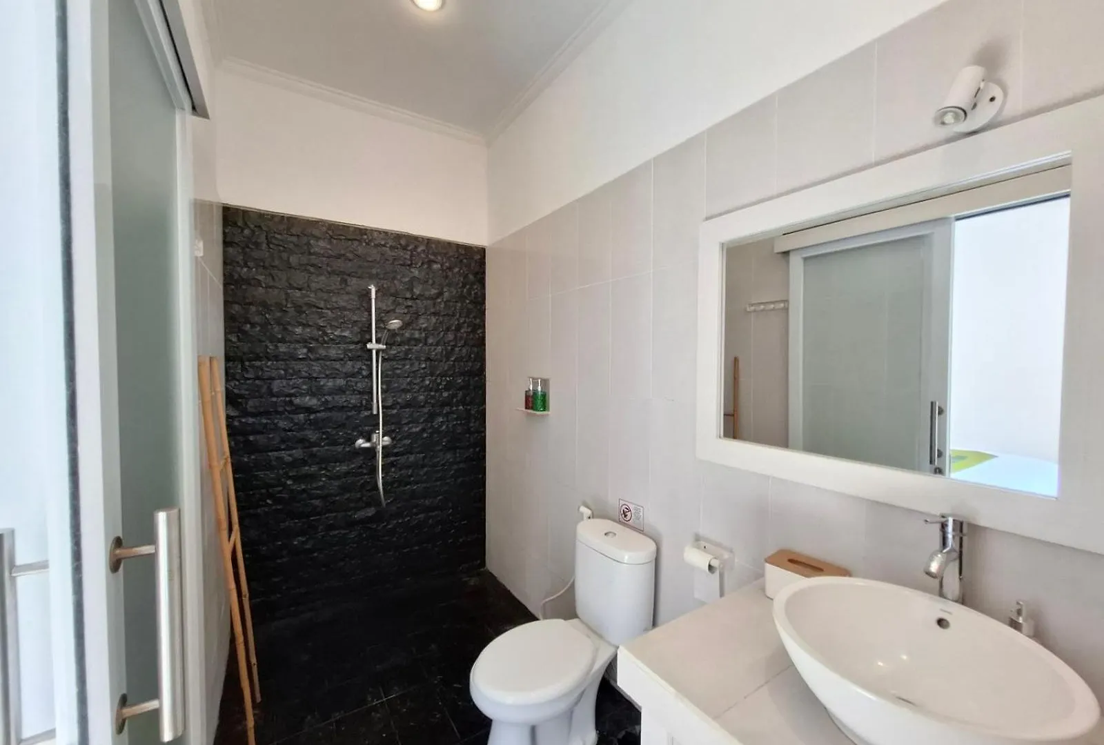 Villa A La Cool Seminyak インドネシア